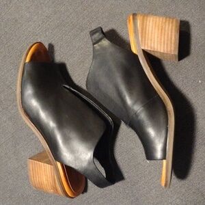 Lucky Brand Rhazy Leather Stacked Heel Slingback Sandals